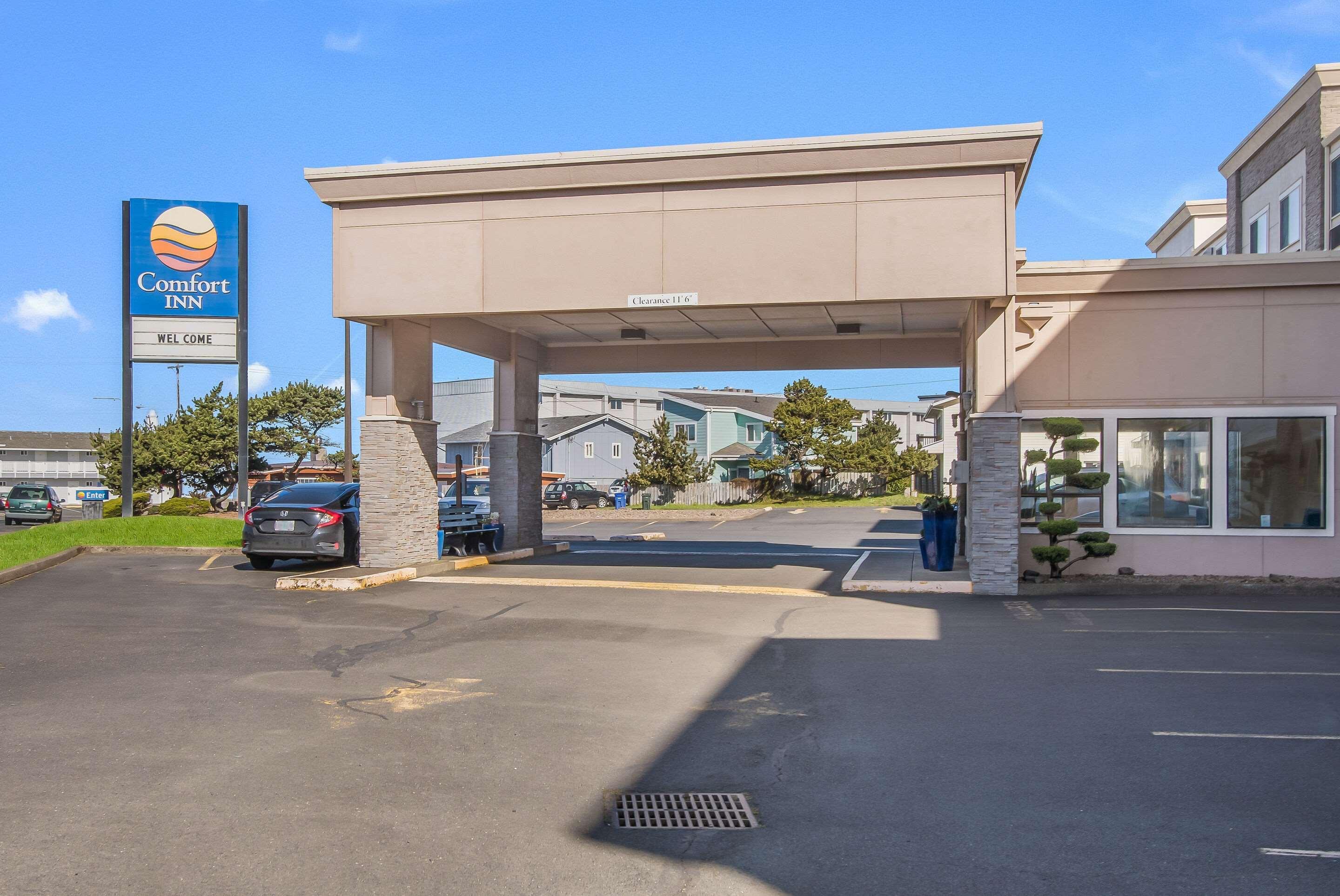 ניופורט Comfort Inn מראה חיצוני תמונה
