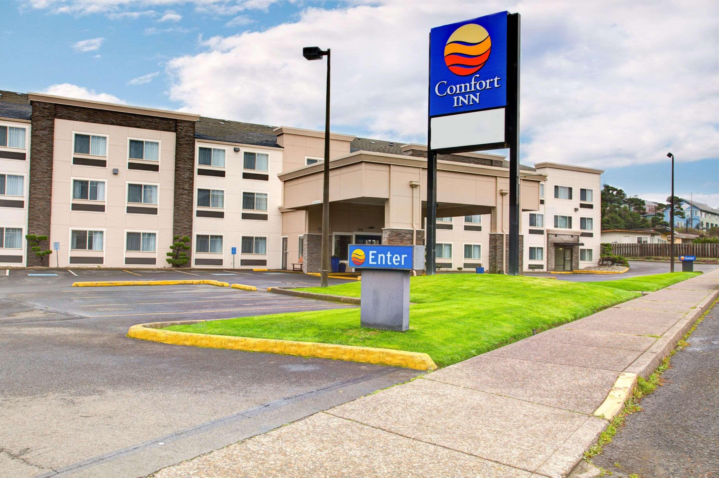 ניופורט Comfort Inn מראה חיצוני תמונה