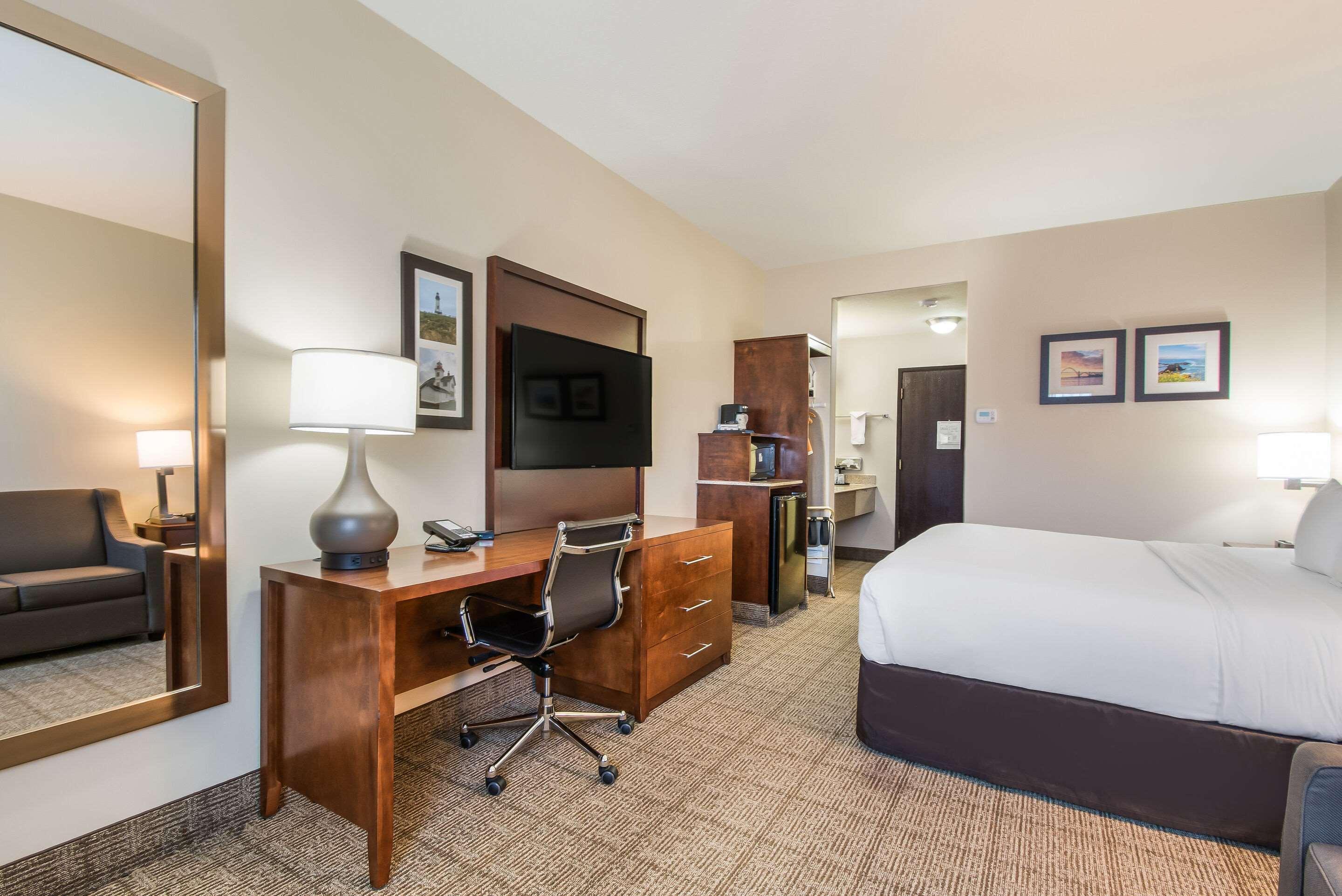 ניופורט Comfort Inn מראה חיצוני תמונה