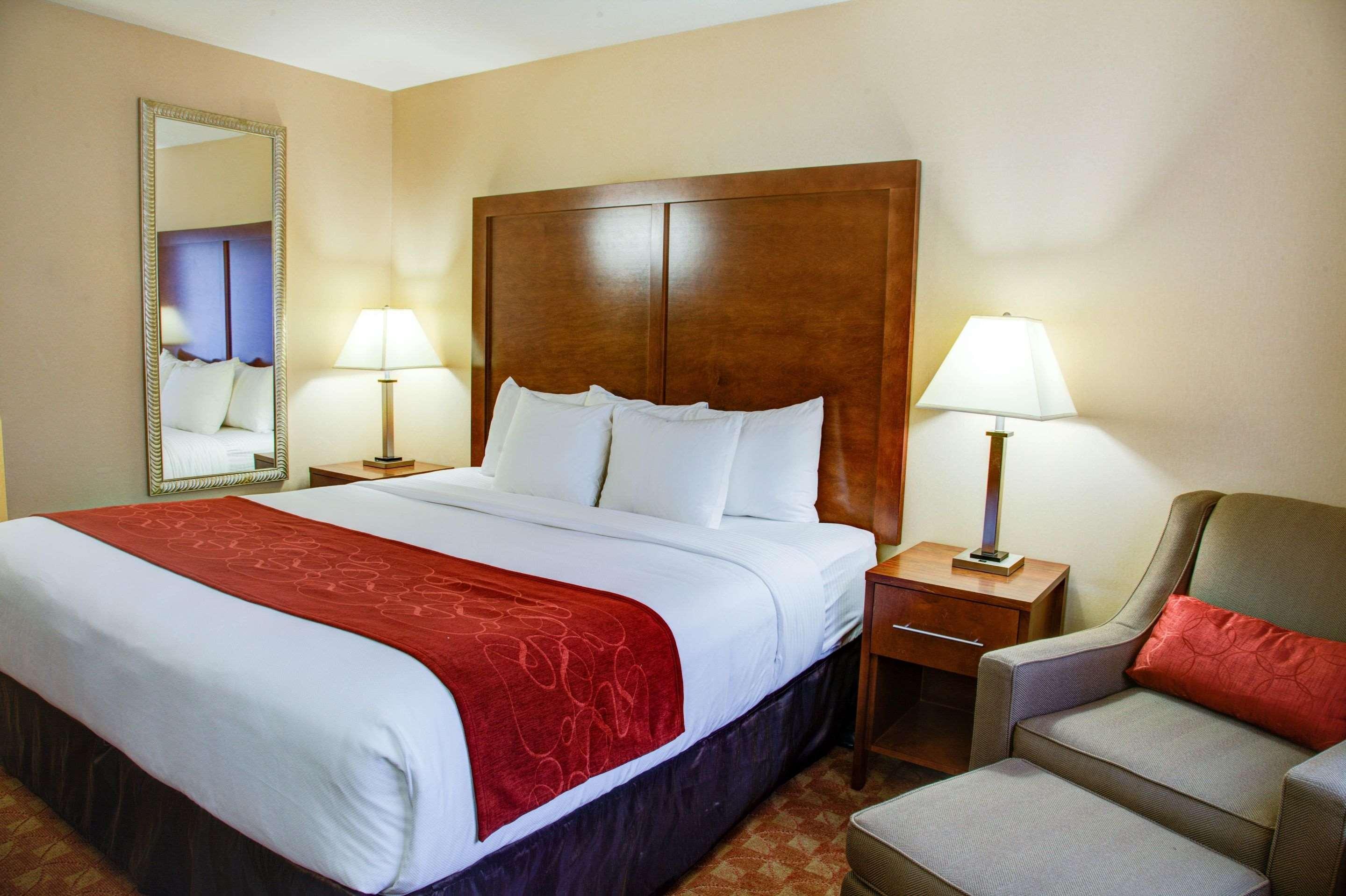 ניופורט Comfort Inn מראה חיצוני תמונה