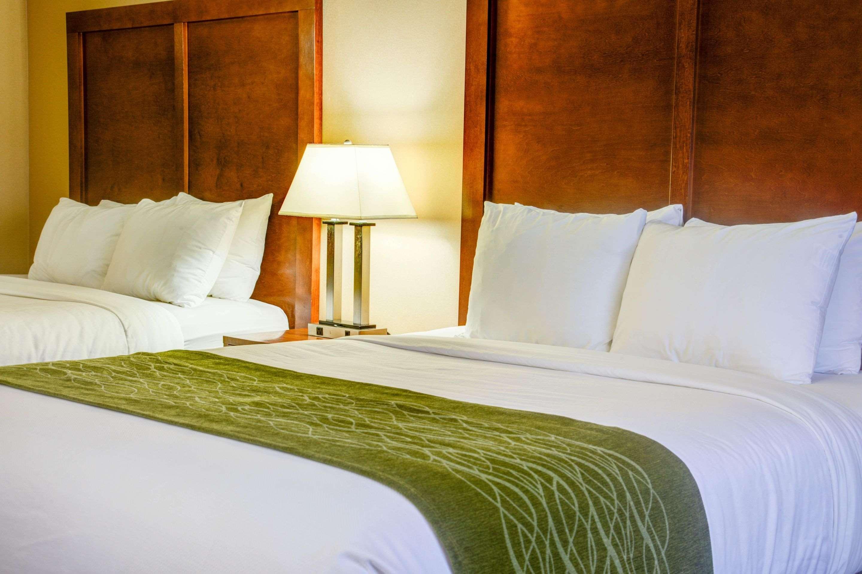 ניופורט Comfort Inn מראה חיצוני תמונה